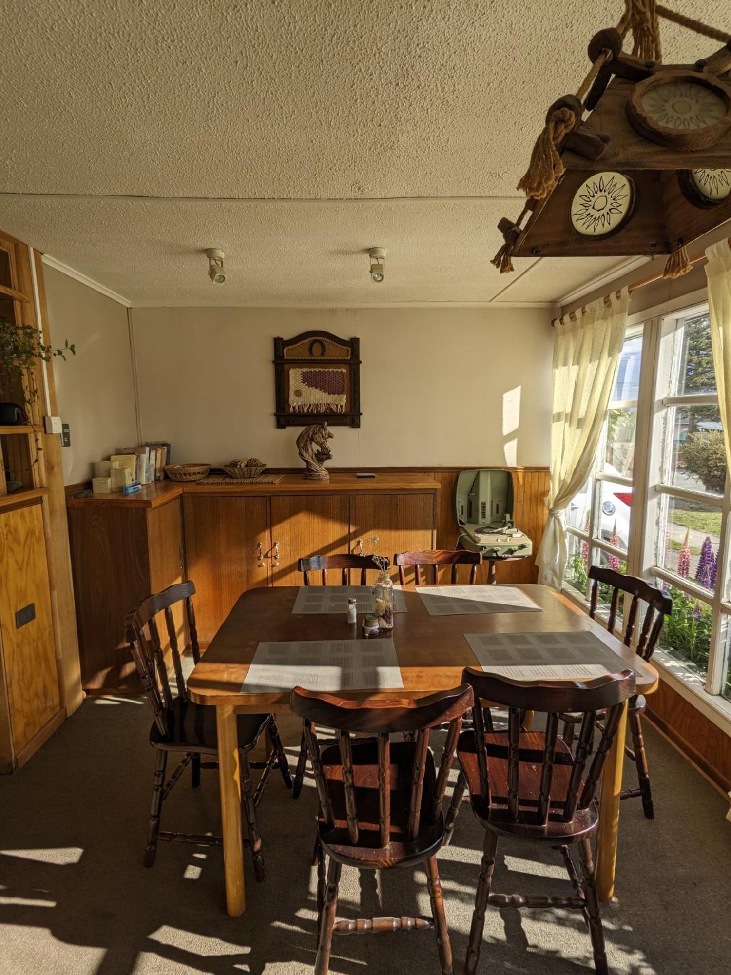 Big Bang Patagonia - Traveler Assistance Bed and Breakfast Puerto Natales Exteriör bild