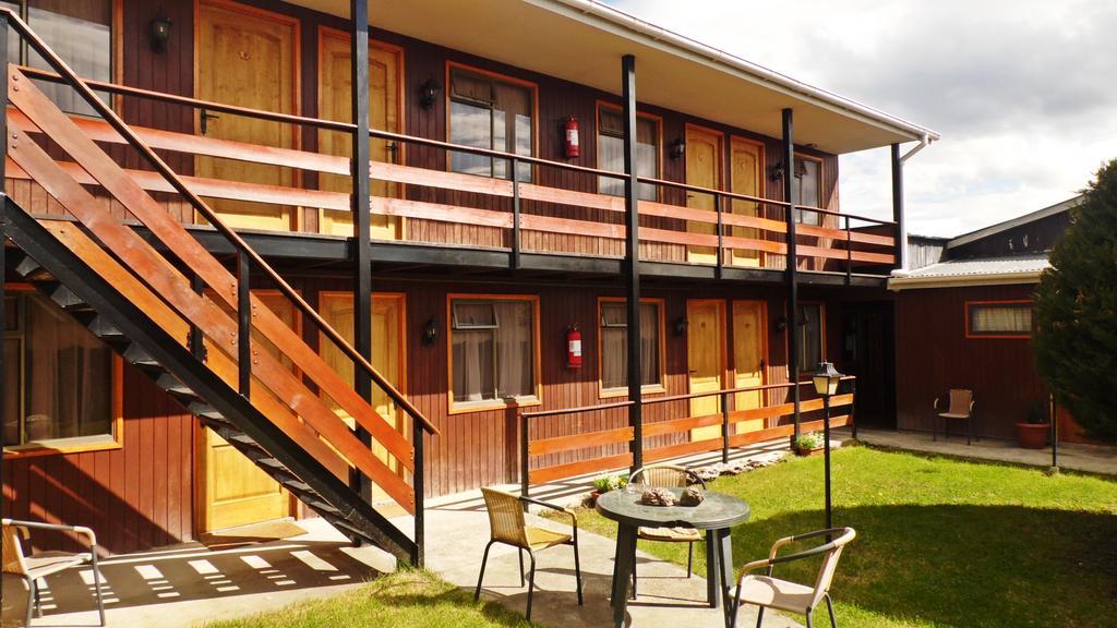 Big Bang Patagonia - Traveler Assistance Bed and Breakfast Puerto Natales Exteriör bild