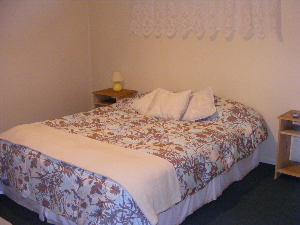 Big Bang Patagonia - Traveler Assistance Bed and Breakfast Puerto Natales Rum bild