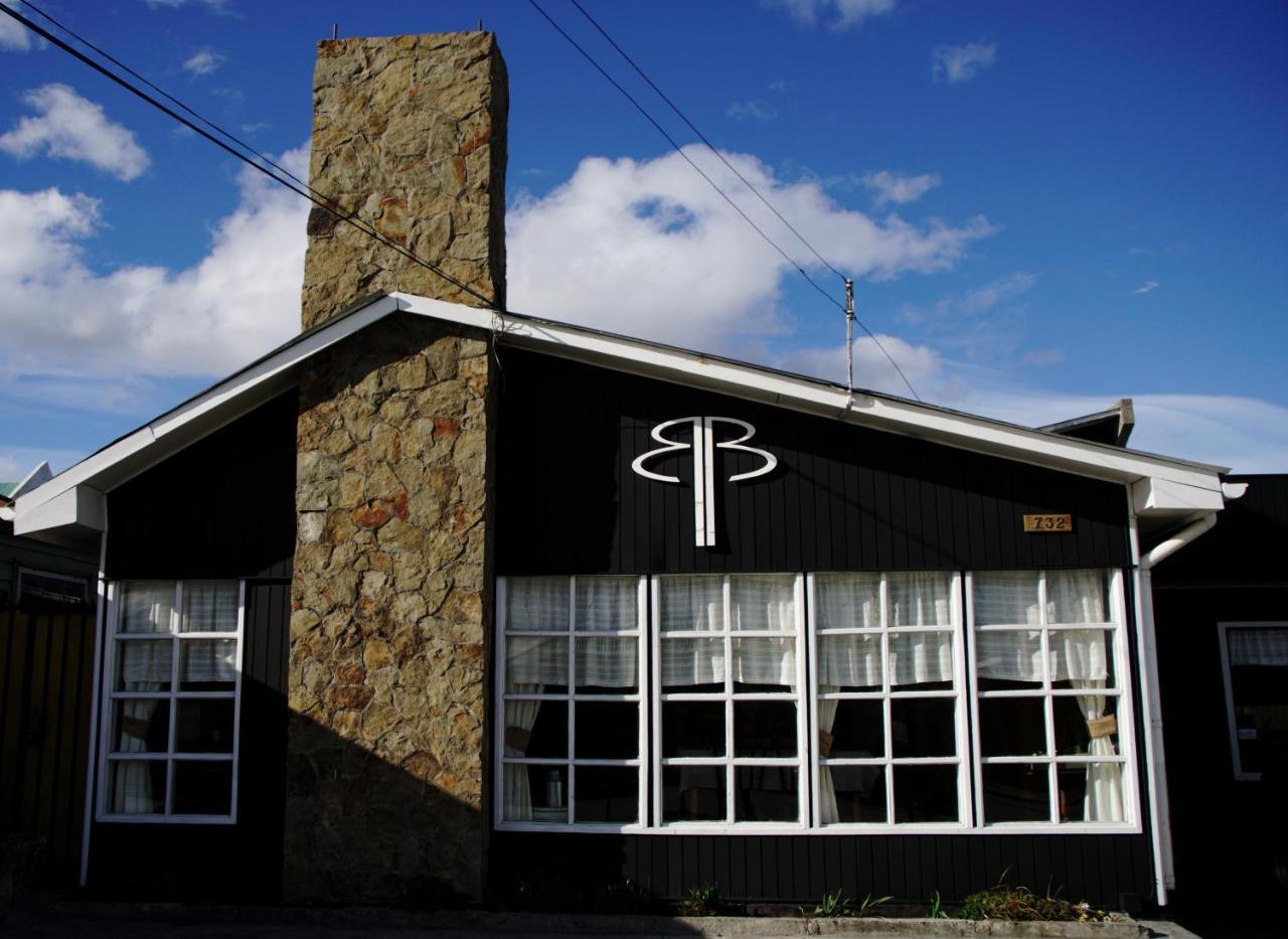 Big Bang Patagonia - Traveler Assistance Bed and Breakfast Puerto Natales Exteriör bild