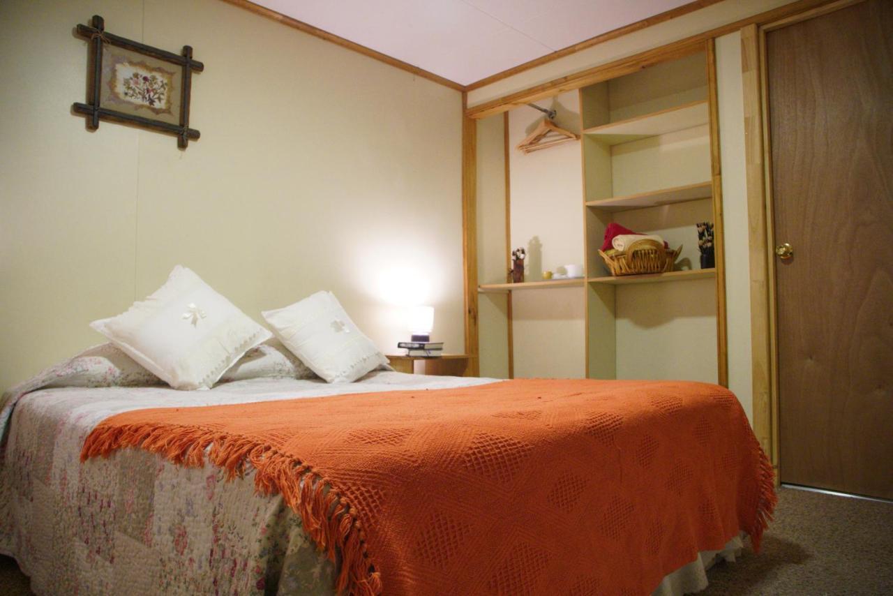Big Bang Patagonia - Traveler Assistance Bed and Breakfast Puerto Natales Exteriör bild