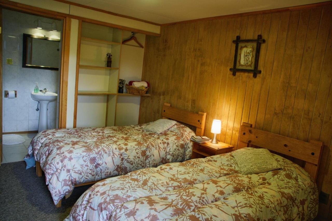 Big Bang Patagonia - Traveler Assistance Bed and Breakfast Puerto Natales Exteriör bild